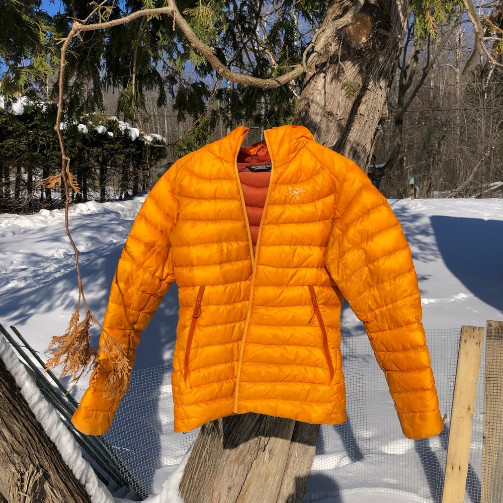 Arc'teryx Bright Orange Cerium LT Hoody Puffer Jacket - Picture 9 of 9